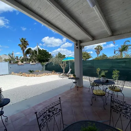 The Sunshine House Holiday home Noto